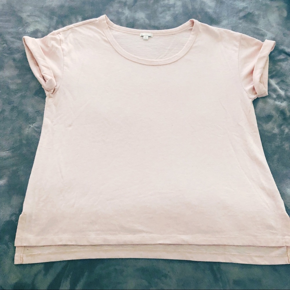 GAP rolled sleeve tee